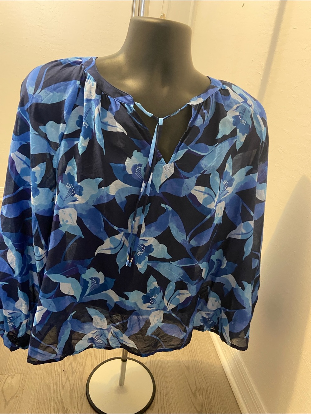 Tommy Bahama Blue Floral Tie-Front Blouse